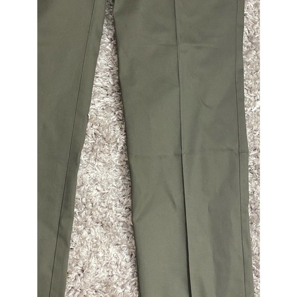 Good threads khakis straight cut  32x32 - Picture 2 of 7